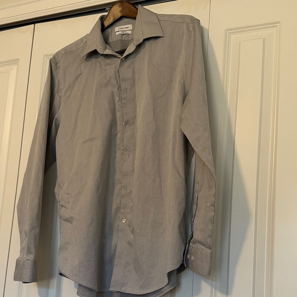 Calvin Klein Men's Light Gray Dress Shirt